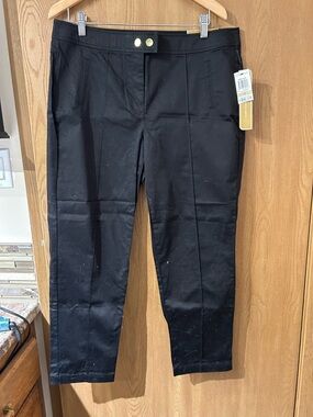 JM Collection Black Cropped Pants